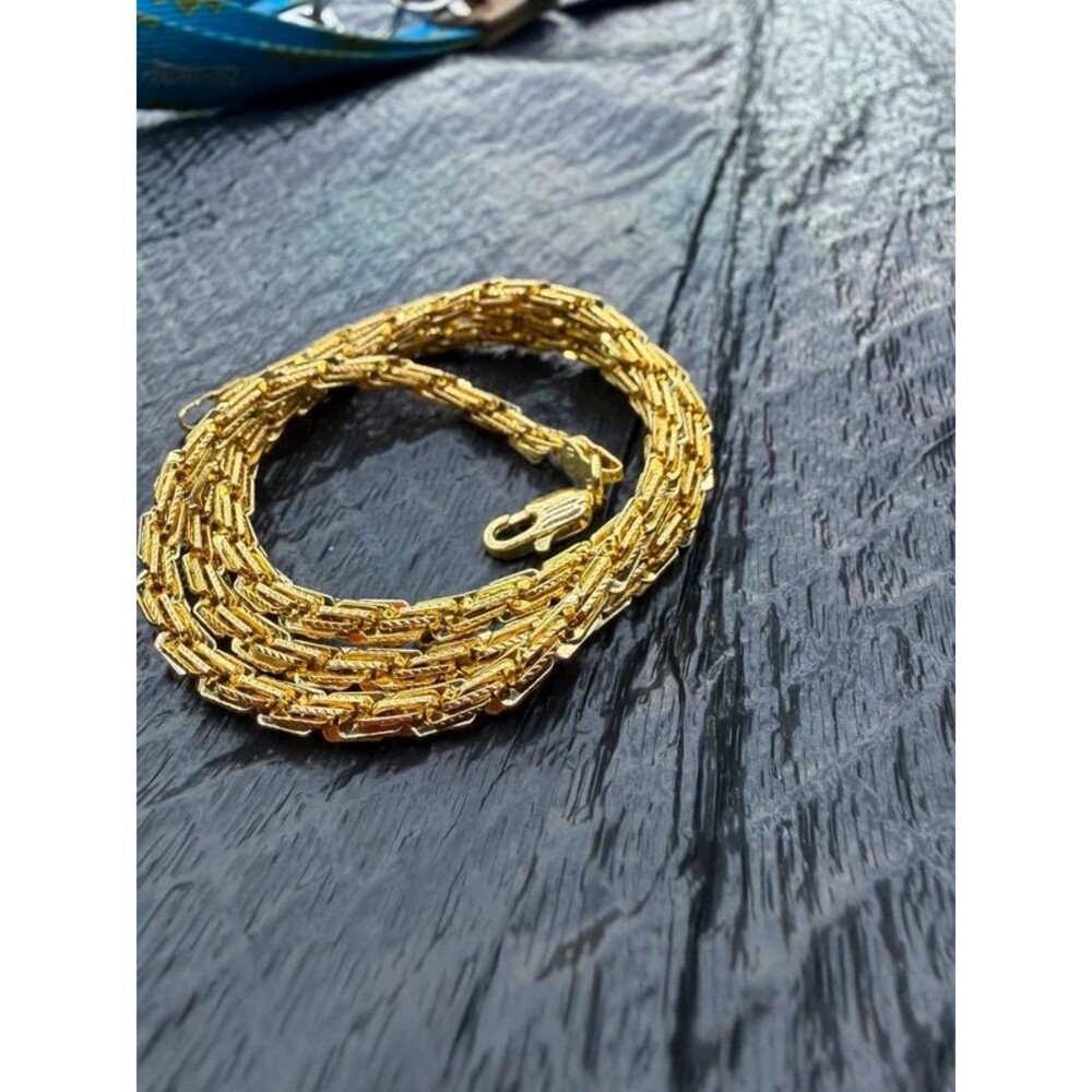 Solid 18K Yellow Gold Fancy Interlocking Link Chain Necklace – 750 Italy